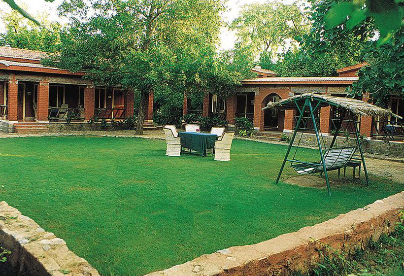 Hotel Maharani Bagh Orchard Retreat 7