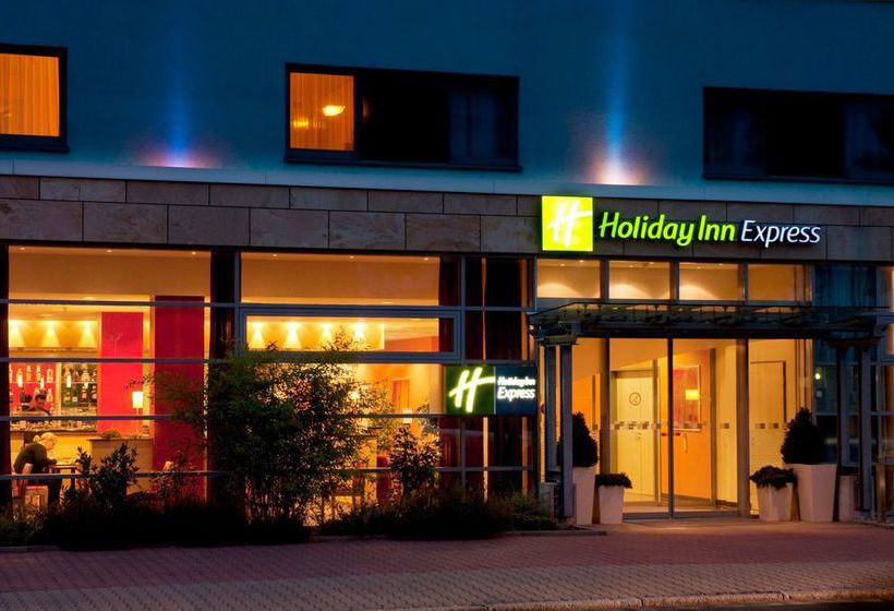 Hotel Holiday Inn Express Frankfurt Messe 14