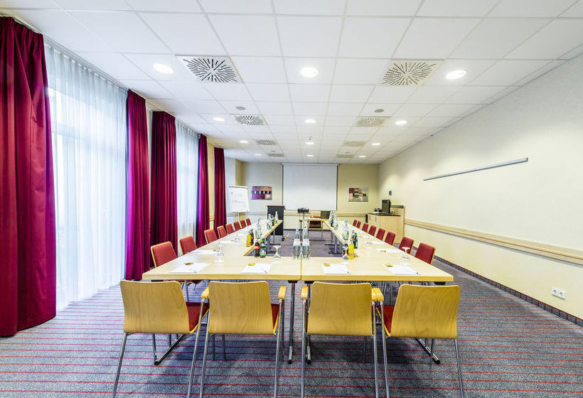 Hotel Holiday Inn Express Frankfurt Messe 2