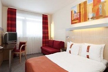 Hotel Holiday Inn Express Munich Messe 1