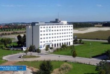 Hotel Holiday Inn Express Munich Messe 6