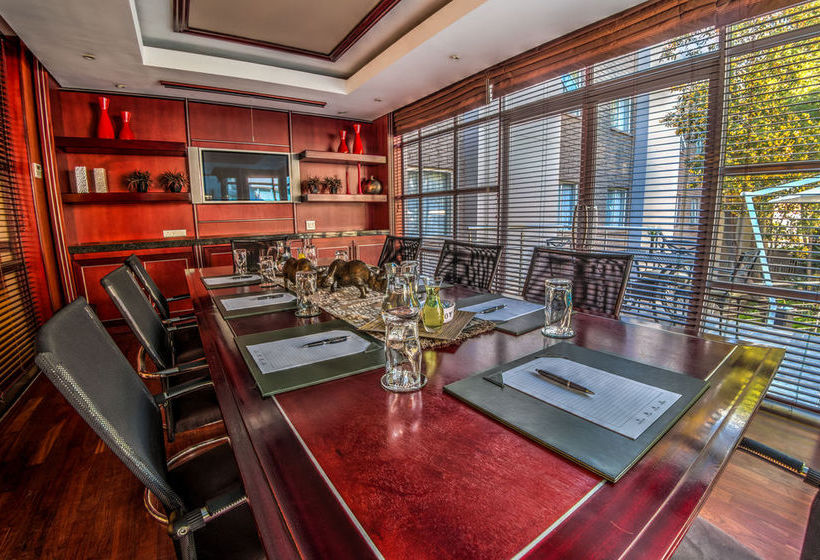 Hotel City Lodge Bryanston 3