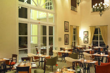 Hotel Emnotweni Sun 18