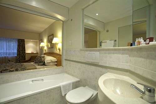 Hotel City Lodge Pinelands 2