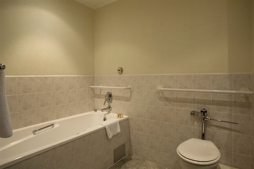 Hotel City Lodge Pinelands 5