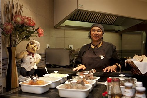 Hotel City Lodge Pinelands 6