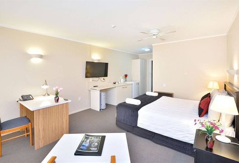 Allenby Park Hotel 10