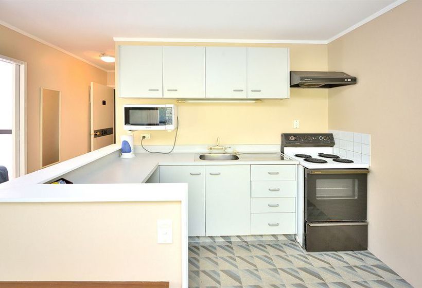 Allenby Park Hotel 11