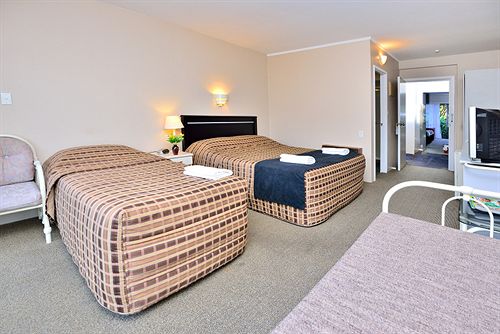 Allenby Park Hotel 18