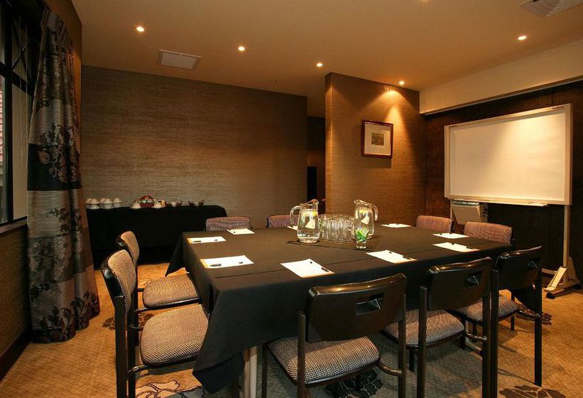 Millennium Hotel & Resort Manuels 2