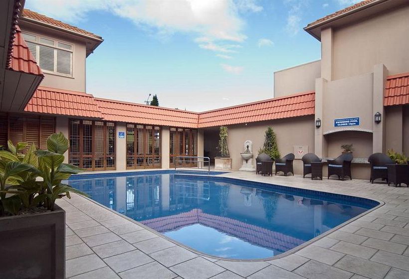 Millennium Hotel & Resort Manuels 20