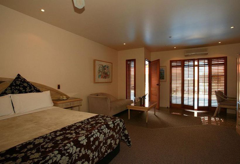 Millennium Hotel & Resort Manuels 8