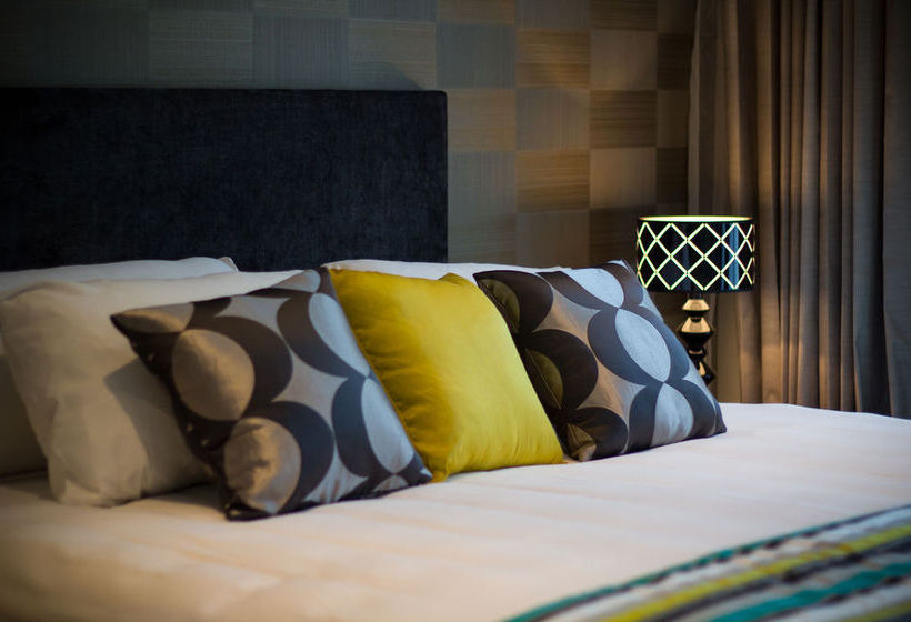 Hotel 115 Christchurch 2