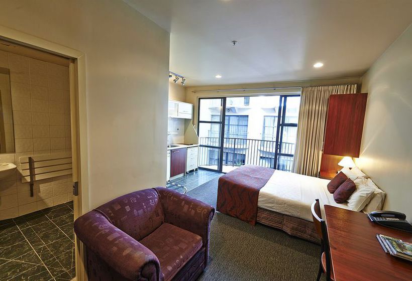 Hotel Quest Atrium 13