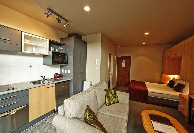 Hotel Quest Atrium 14