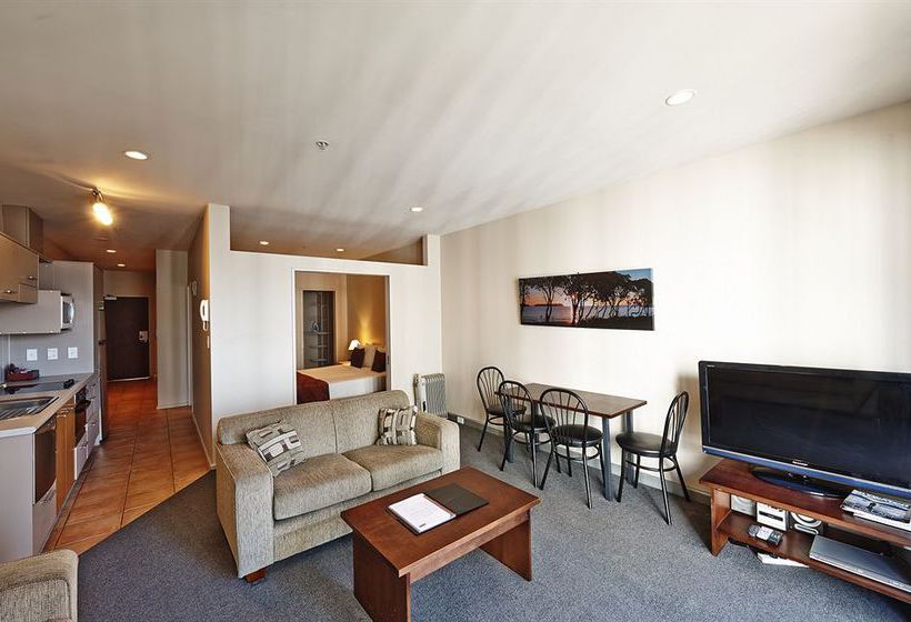 Hotel Quest Atrium 4