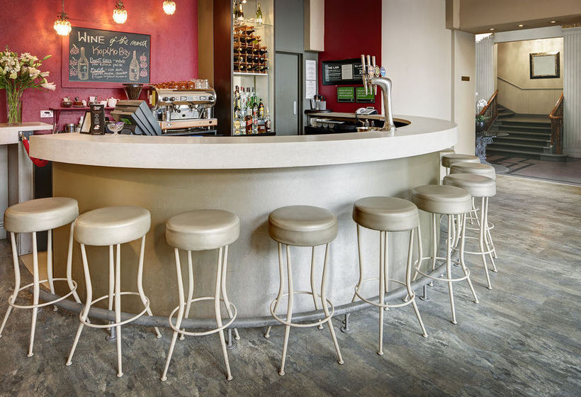 Hotel Wains Dunedin 4