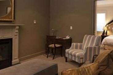 Hotel Huntley Lodge 16