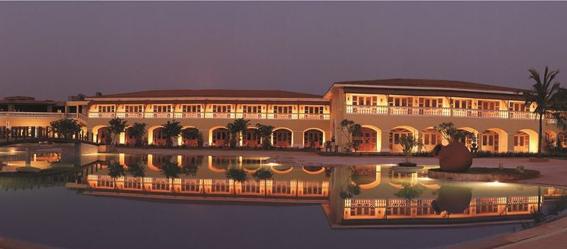 Hotel The LaLiT Golf & Spa Resort Goa 1