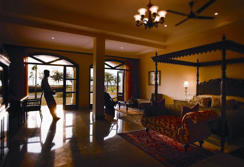 Hotel The LaLiT Golf & Spa Resort Goa 6