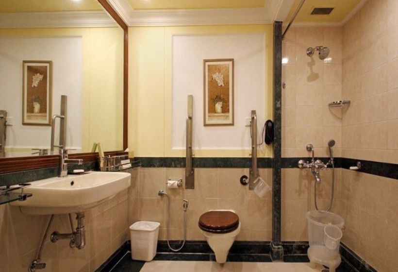 Radisson Hotel Jalandhar 12