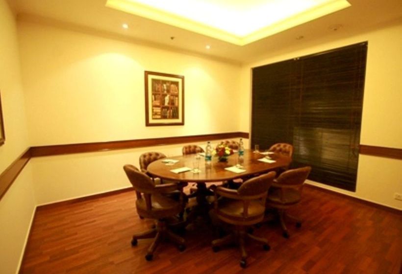 Radisson Hotel Jalandhar 13