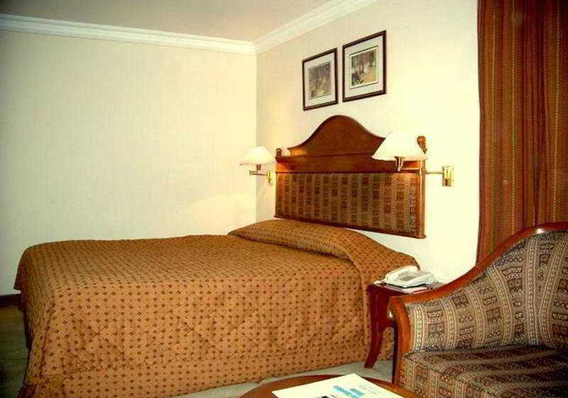 Hotel Comfort Inn Sunset 9