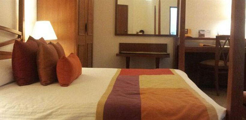 Hotel Angsana Oasis Spa & Resort Bangalore 1