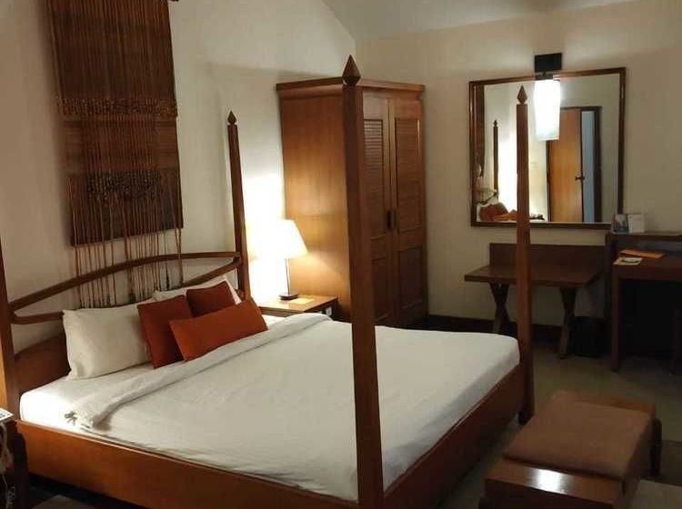 Hotel Angsana Oasis Spa & Resort Bangalore 8