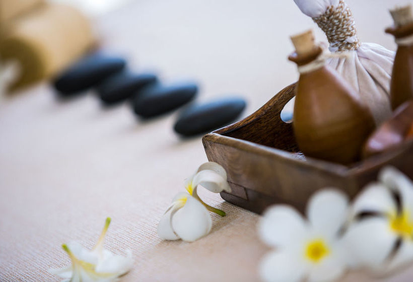 Marriott Executive Apartments Lakeside Chalet 17