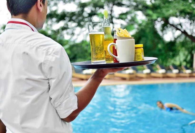 Marriott Executive Apartments Lakeside Chalet 20