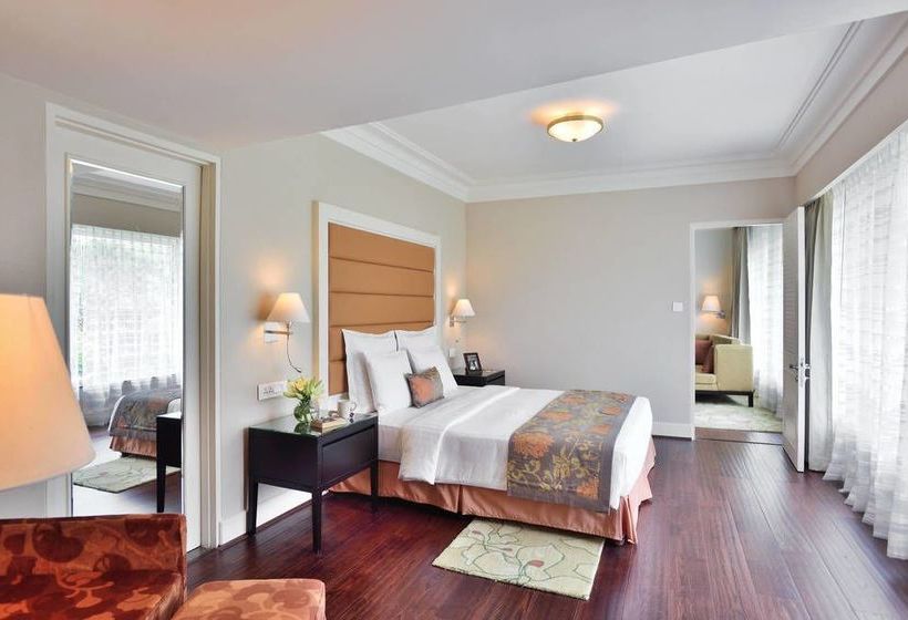 Marriott Executive Apartments Lakeside Chalet 3