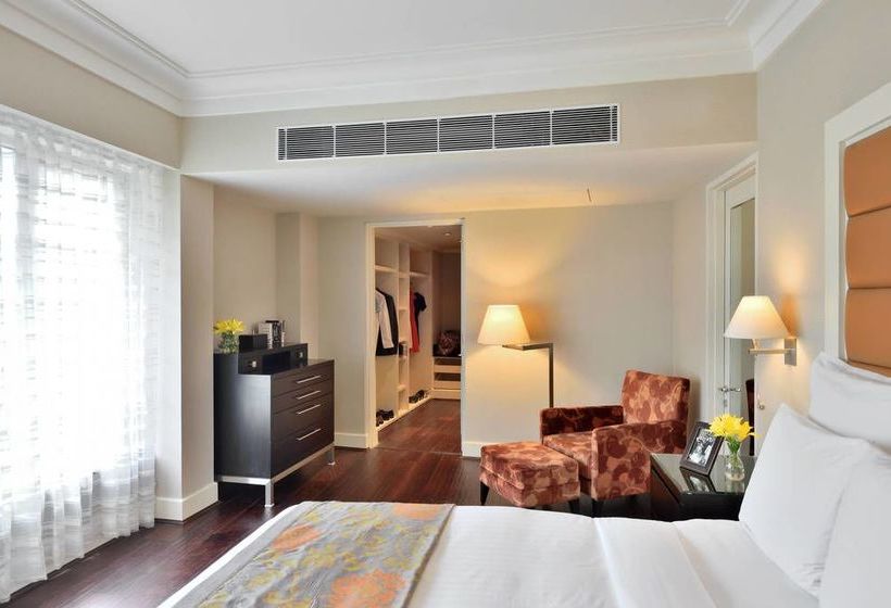 Marriott Executive Apartments Lakeside Chalet 4