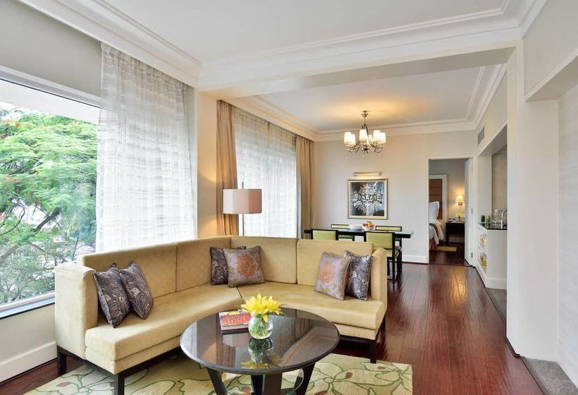 Marriott Executive Apartments Lakeside Chalet 8