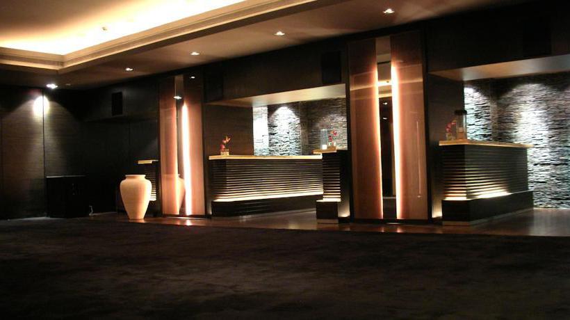 Hotel Intercontinental Marine Drive-Mumbai 2