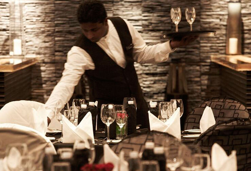 Hotel Intercontinental Marine Drive-Mumbai 20