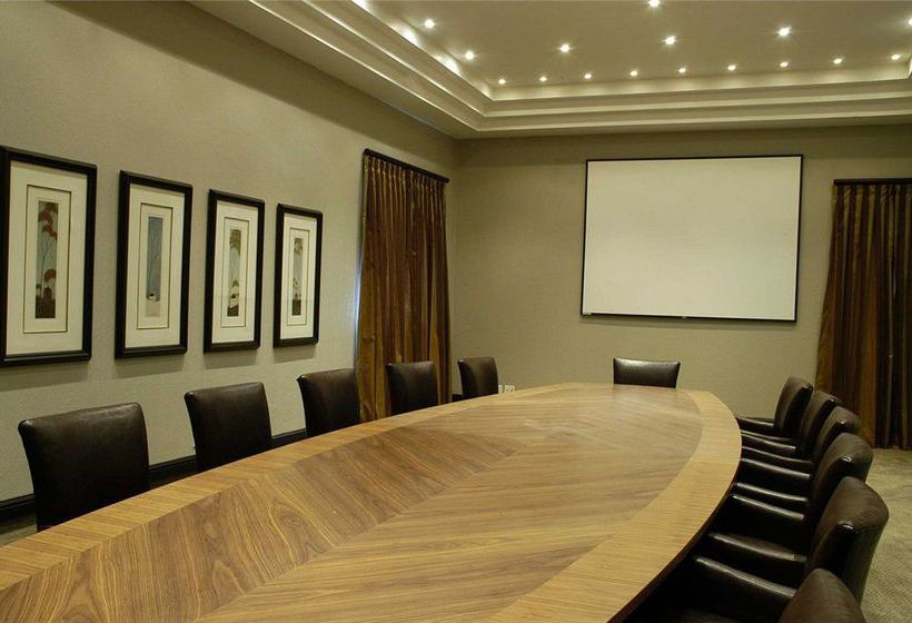 Birchwood Executive Hotel 14