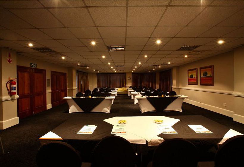 Birchwood Executive Hotel 8