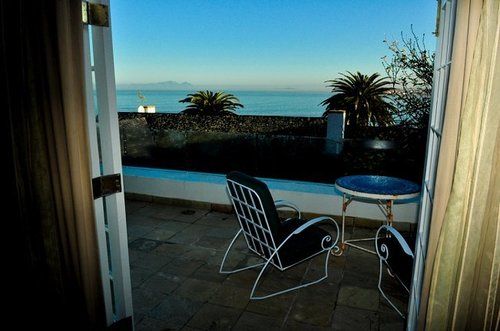 Hotel Manor On The Bay 2