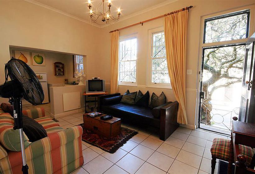 Hotel De Waterkant Village 2