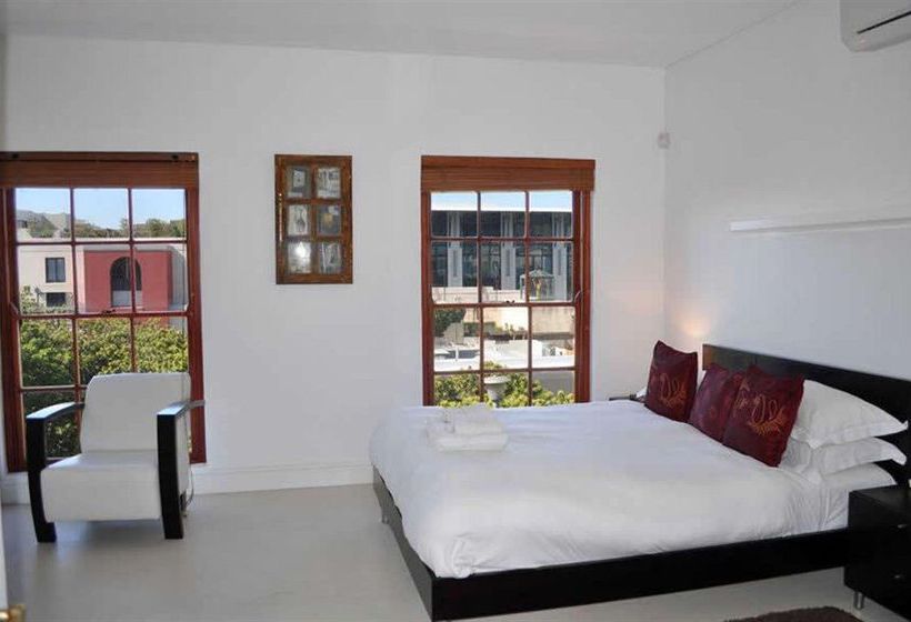 Hotel De Waterkant Village 6