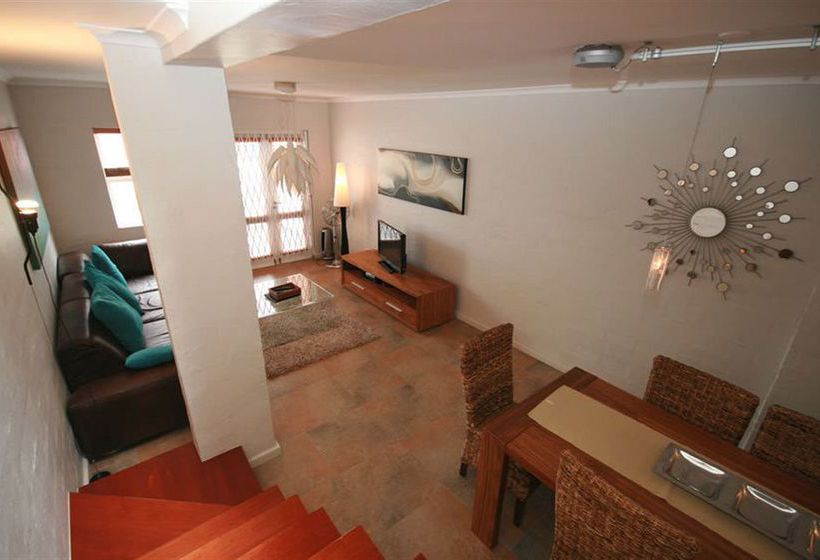 Hotel De Waterkant Village 8