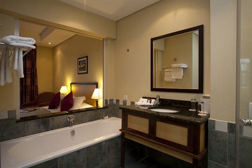 Hotel City Lodge Grandwest