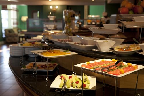 Hotel City Lodge Grandwest 1