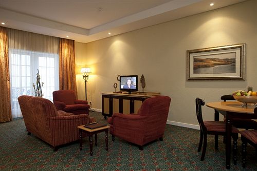 Hotel City Lodge Grandwest 10