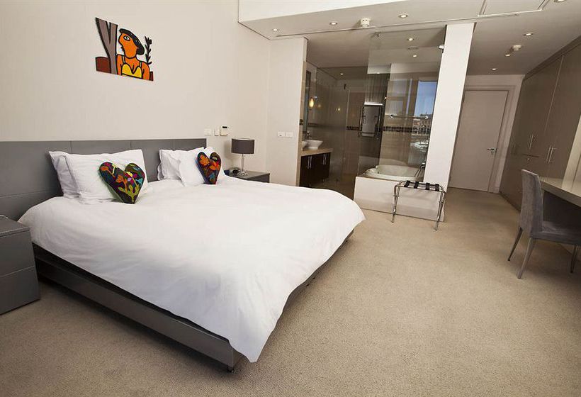 Hotel Waterfront Village 16