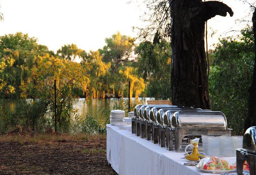 Hotel Emerald Safari Resort & Casino 12