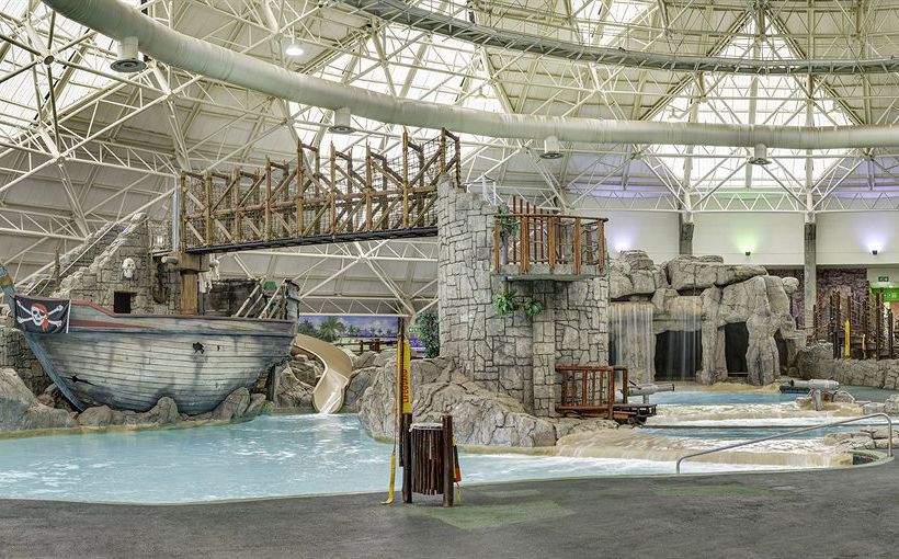 Hotel Emerald Safari Resort & Casino 6