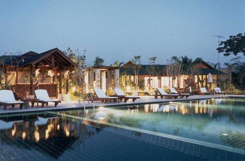 Hotel Fisherman's Resort 3