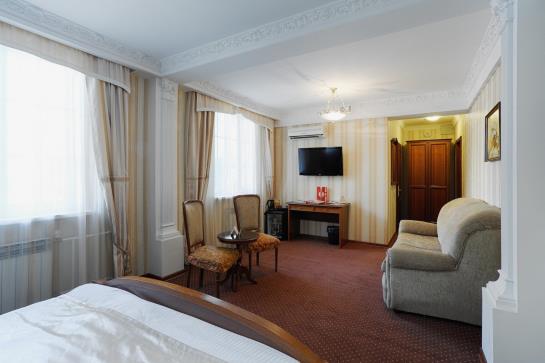 Best Eastern Hotel Zvezda 4
